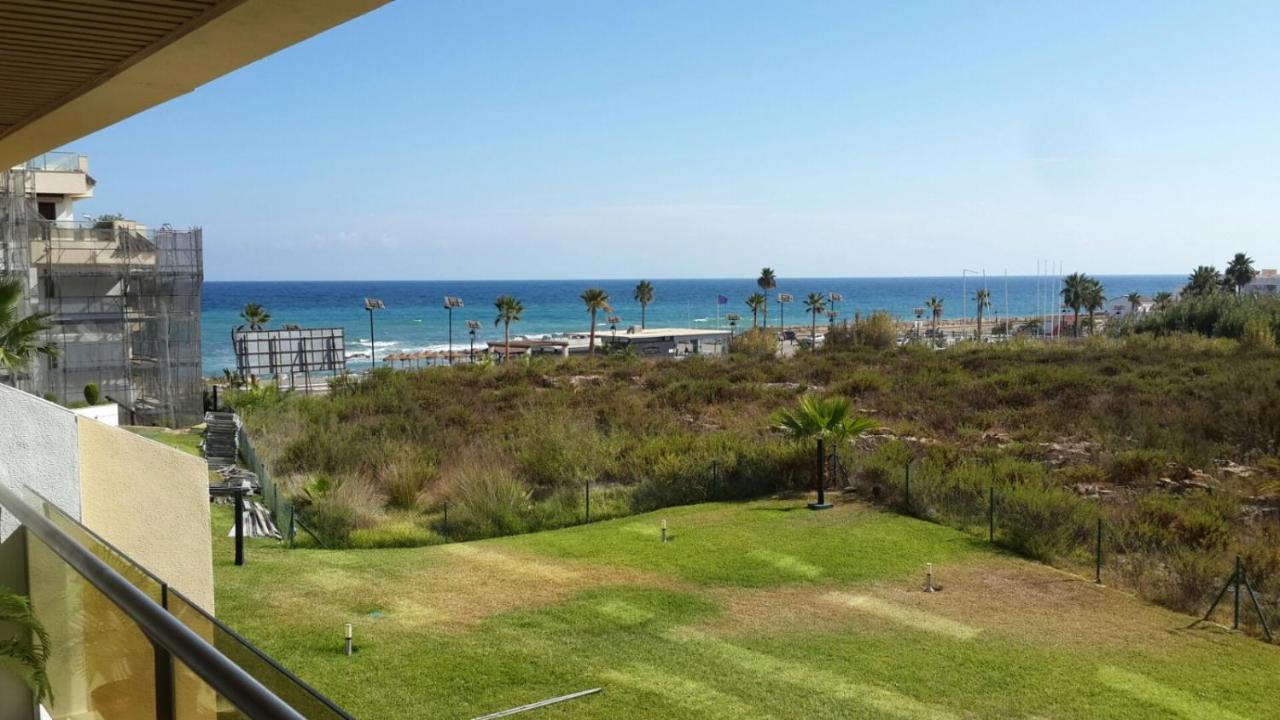 Marina Del Castillo, Duquesa Beachfront Apartment มานิลบา ภายนอก รูปภาพ